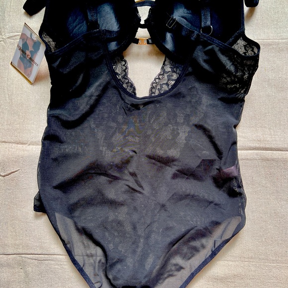 JUICY COUTURE Black Sexy Lace Cutout Bodysuit (XL) - Picture 4 of 8